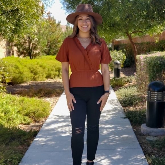 Rust Top - Picture 5 of 5